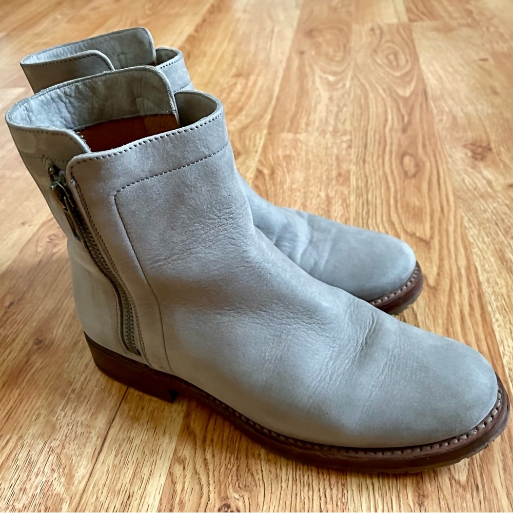 Frye nubuck chelsea boots